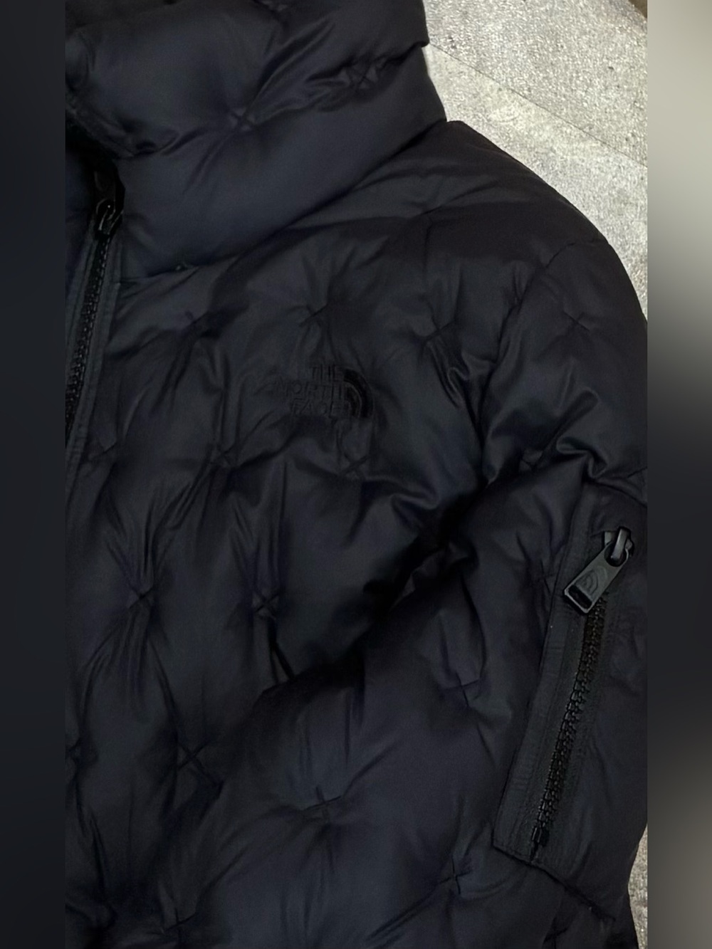 (2) Womens NORTH FACE 550 Down Quilted Coats, sz Medium - Picture 2 of 9